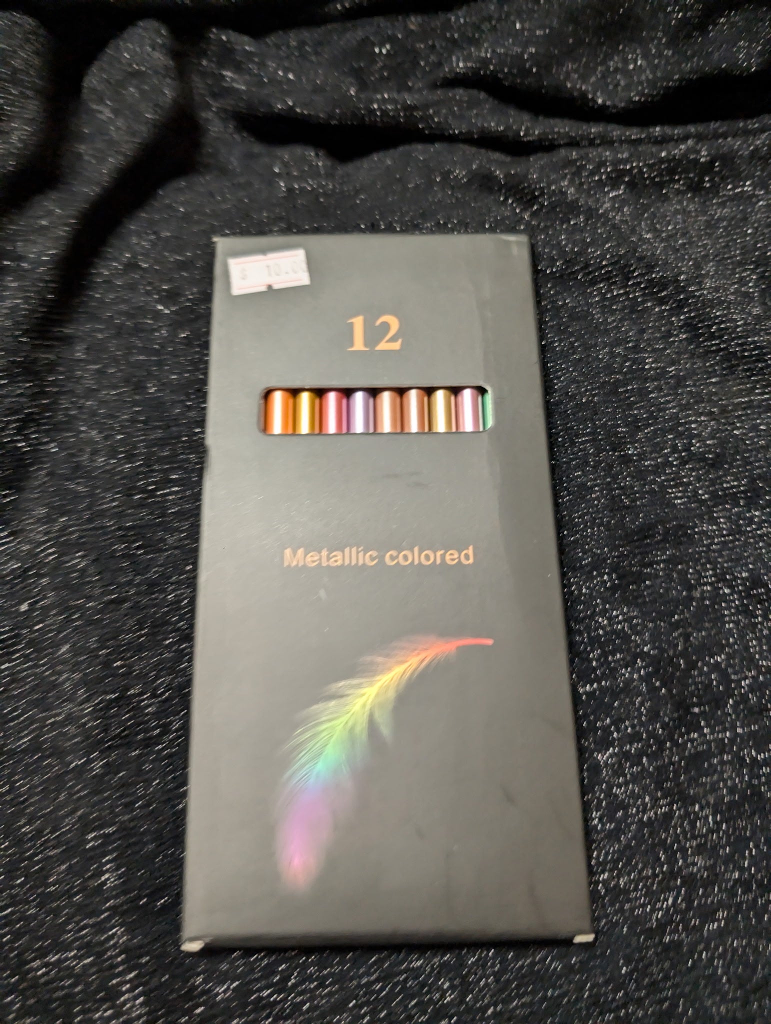 12 Metallic Pencil Crayons